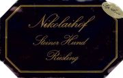 Nikolaihof_Steiner Hund